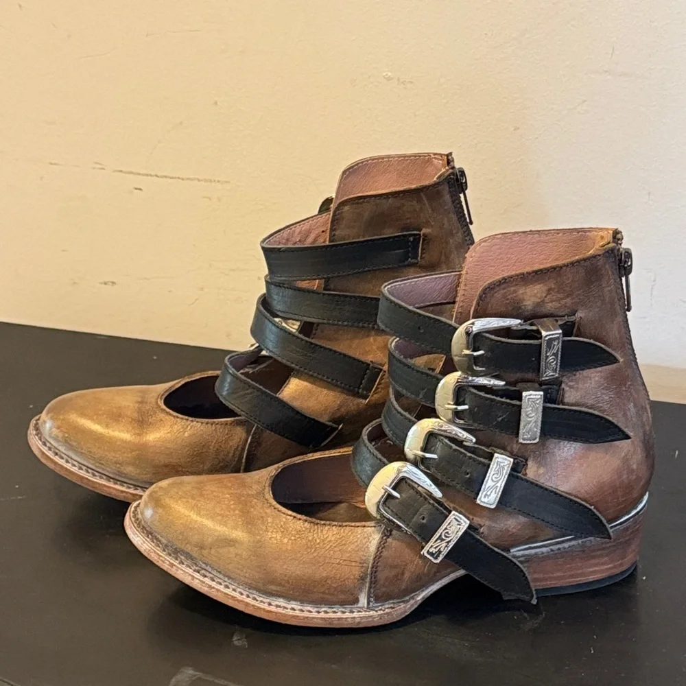 Like New Freebird Brown and Black Ankle Boots